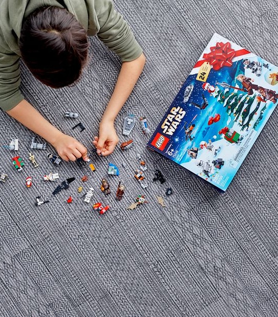 LEGO&reg; Star Wars&trade; Advent Calendar 75245