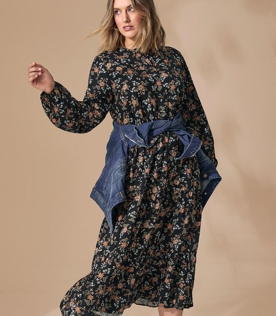Long Sleeve Tiered Maxi Dress