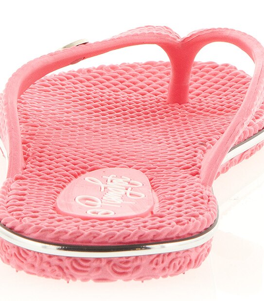 Piping Hot Freo Thongs
