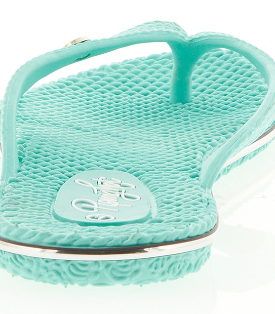 Piping Hot Freo Thongs