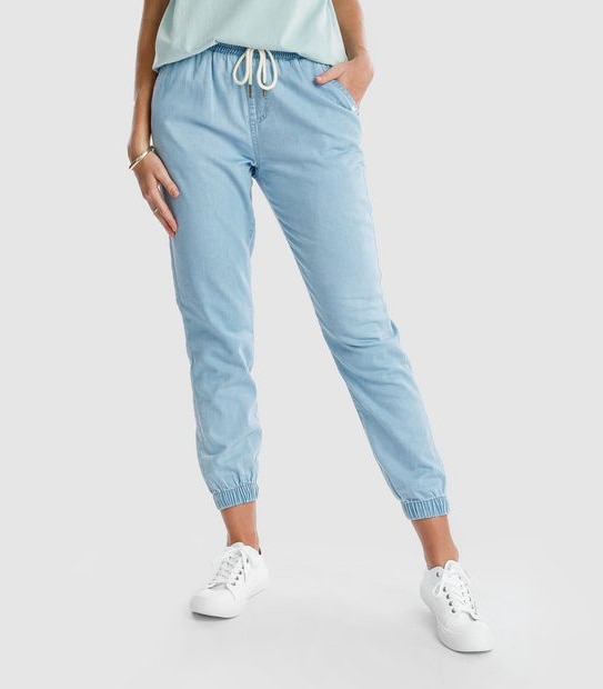 Piping Hot Chambray Jogger Pants