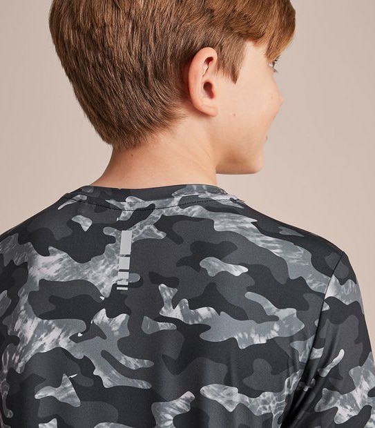 Active Camouflage T-shirt