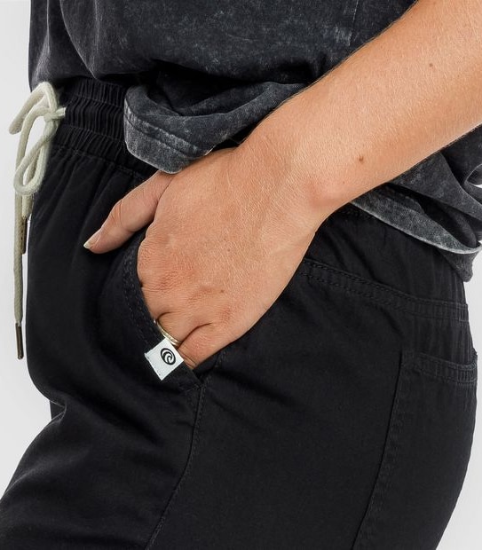 Piping Hot Chambray Jogger Pants