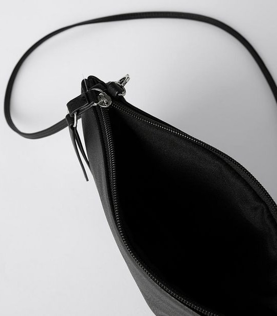 Cathy Pouch Clutch Bag - Black