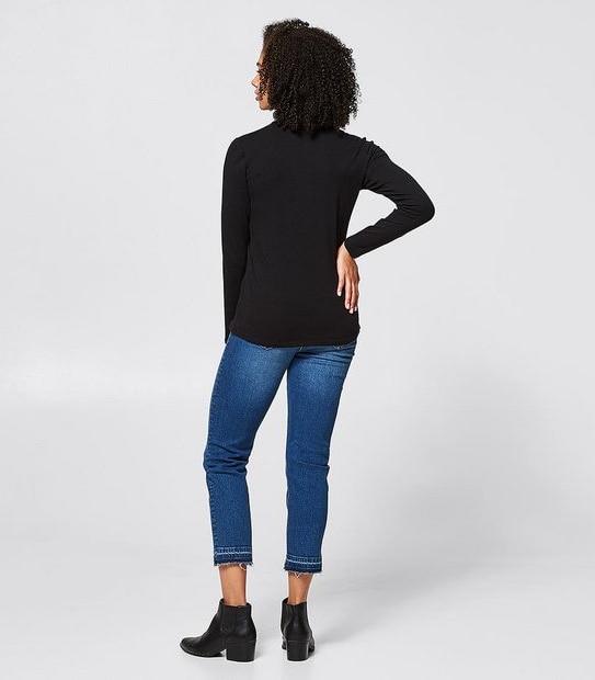 Casual Skivvy - Black