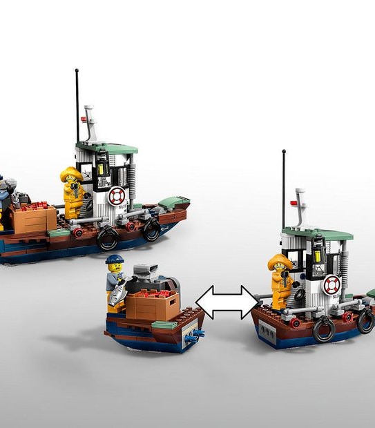 LEGO&reg; Hidden Side&trade; Wrecked Shrimp Boat 70419