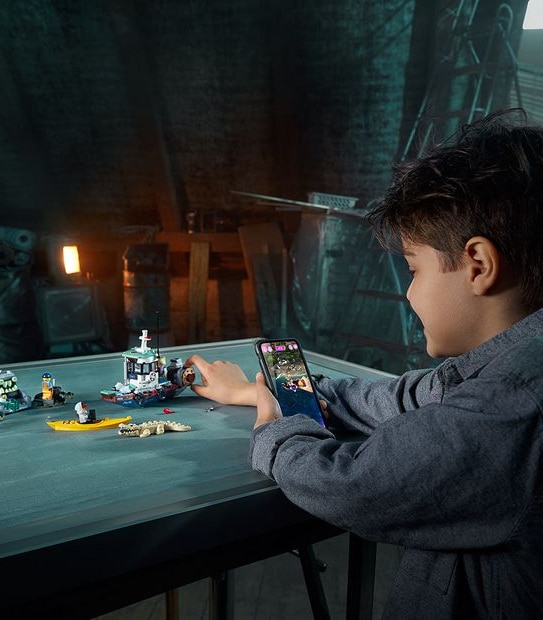 LEGO&reg; Hidden Side&trade; Wrecked Shrimp Boat 70419