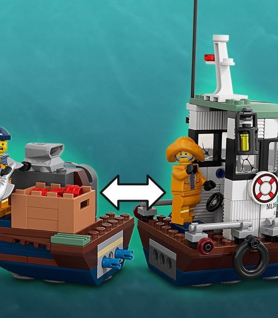 LEGO&reg; Hidden Side&trade; Wrecked Shrimp Boat 70419