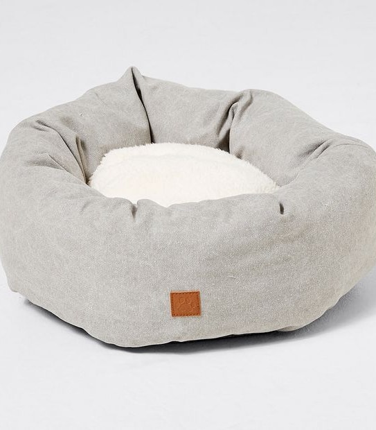 Patch & Socks Pacha Cat Snuggle Bed
