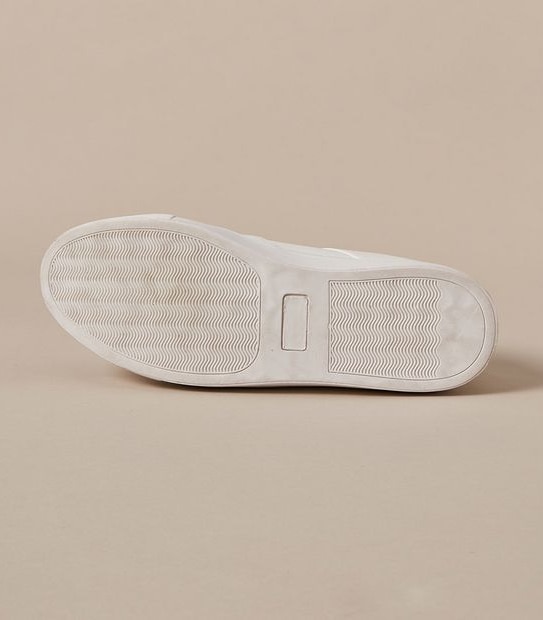 Mens Pebble Grain Sneakers