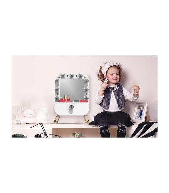 FAO Schwarz Toy Wood Vanity Make-Up Set