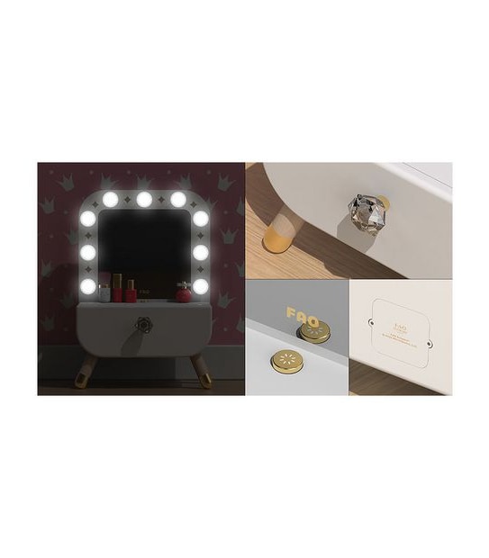 FAO Schwarz Toy Wood Vanity Make-Up Set