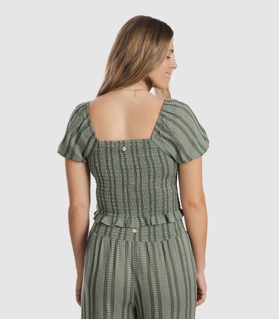 Piping Hot Puff Sleeve Blouse