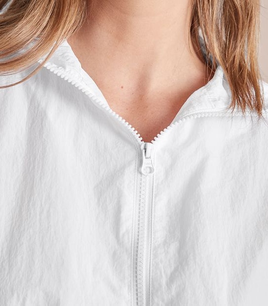 Active 1/4 Zip Spray Jacket