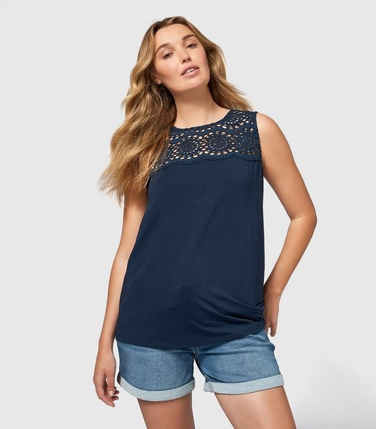 Joely Scallop Edge Top