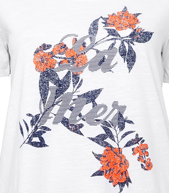 Belle Curve Print T-Shirt - White 5 of 5