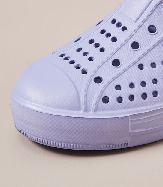 G YOUTH HEIRLOOM LILAC SHOCKER  SIZE 4-6