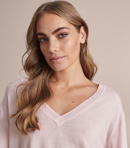 Preview Merino Wool V-Neck Jumper