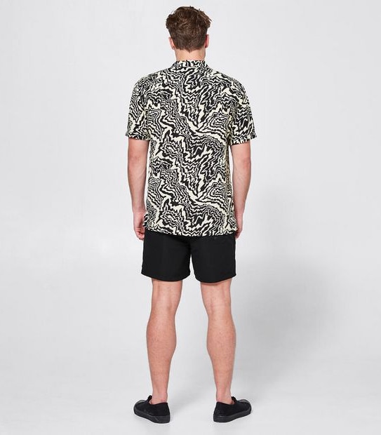 Piping Hot Resort Shirt