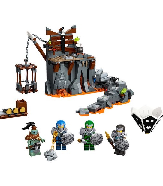 LEGO® NINJAGO Journey to the Skull Dungeons 71717