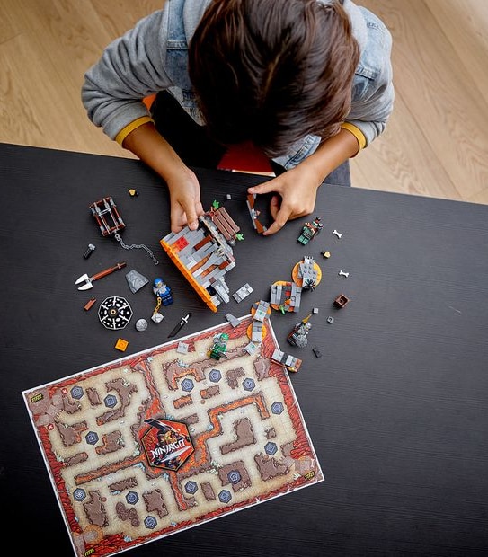 LEGO® NINJAGO Journey to the Skull Dungeons 71717
