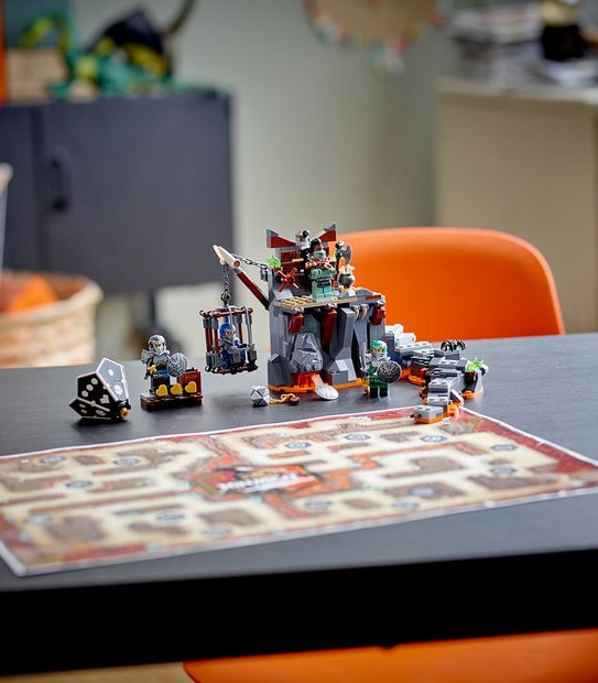 LEGO® NINJAGO Journey to the Skull Dungeons 71717