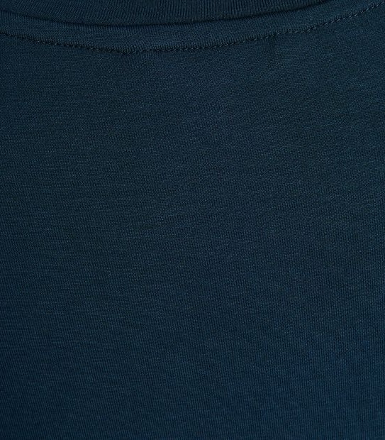 Curve V-Neck T-Shirt