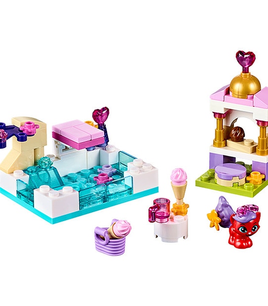 LEGO&reg; Disney Princess&trade; Treasure’s Day at the Pool 41069