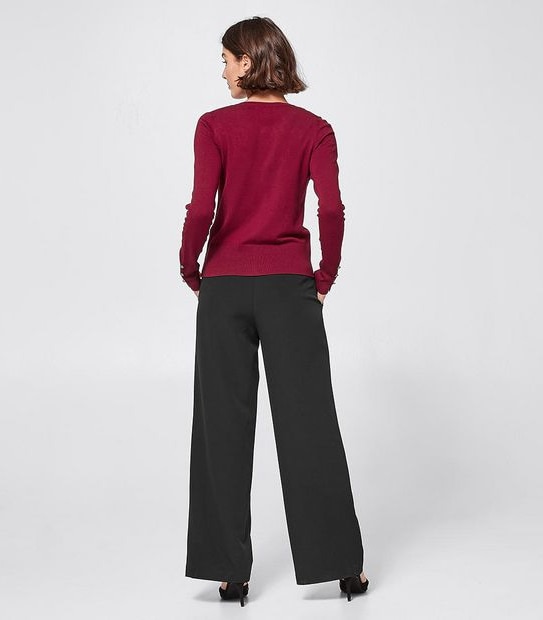Preview Crew Neck Cardigan - Red