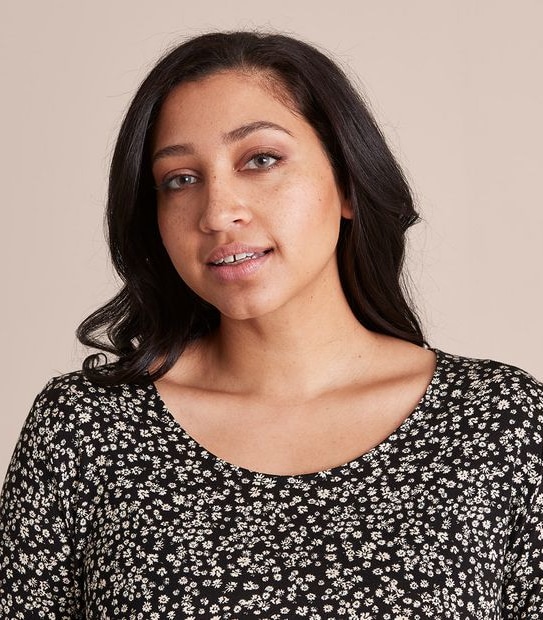 Curve 3/4 Sleeve T-Shirt