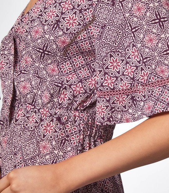 Piping Hot Kimono Sleeve Midi Dress - Plum Tile Print