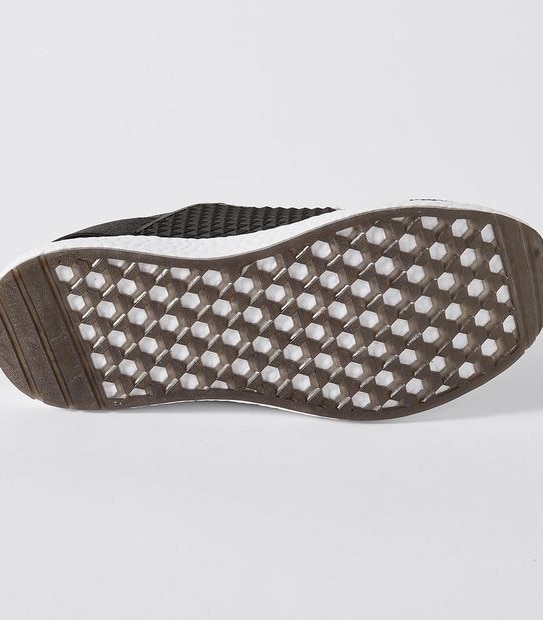 Womens Adelaide II Sneakers