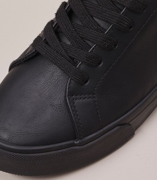 B SNR BLACK PU SNEAKER  SIZE 13-6
