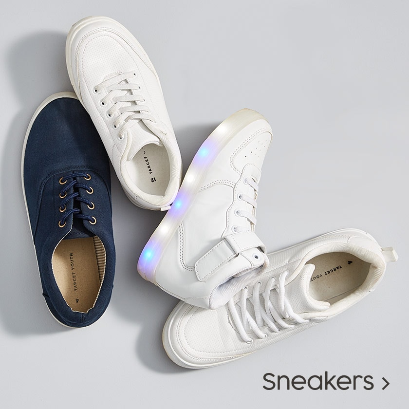 infant size 5 plimsolls