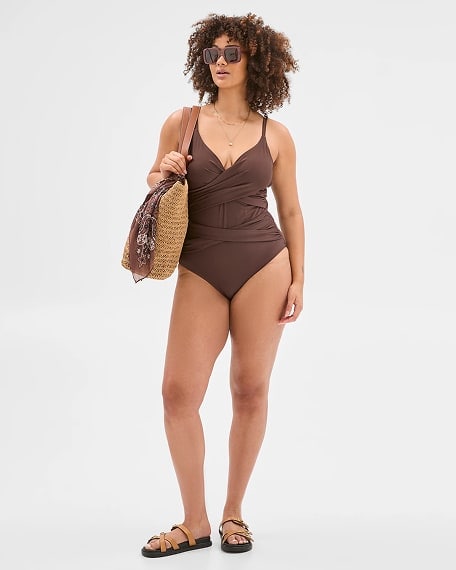 231025-W-Resortwear-v1.jpg