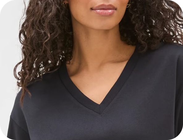 V-neck - Shop now