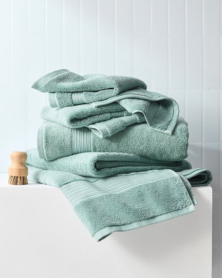 231025-H-bathroom.jpg