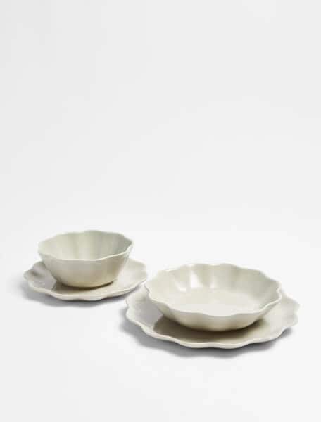 071223-H-dinning.jpg