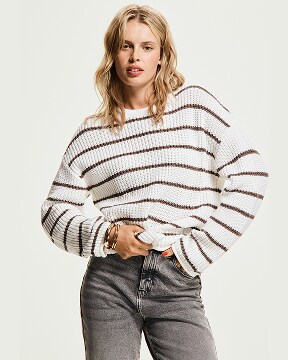 060325-W-New-Season-Looks-Knitwearv1.jpg