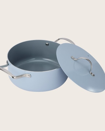 060325-HP-New-Arrivals-H-Kitchen.jpg