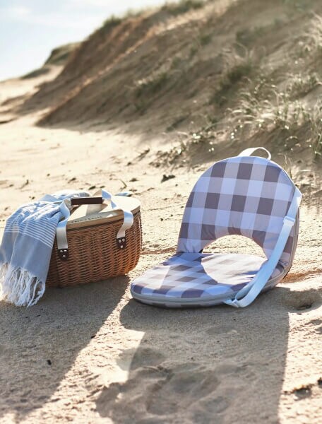 071223-H-outdoor-living.jpg
