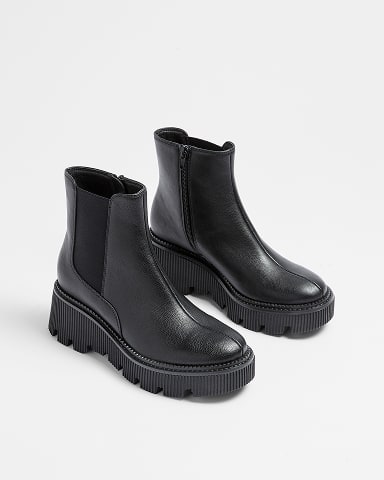 030725-W-New-Season-Looks-Boots.jpg