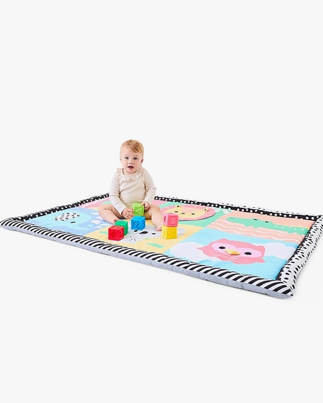 190625-B-toy-play.jpg