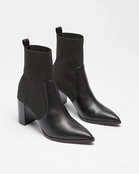 190625-250625-women-booots-v1.png