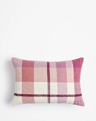 030725-H-New-Season-Looks-Cushion-Throws.jpg