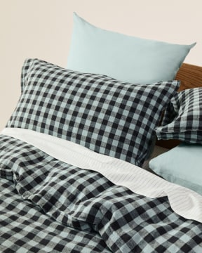 060325-H-New-Season-Looks-Bedroom.jpg