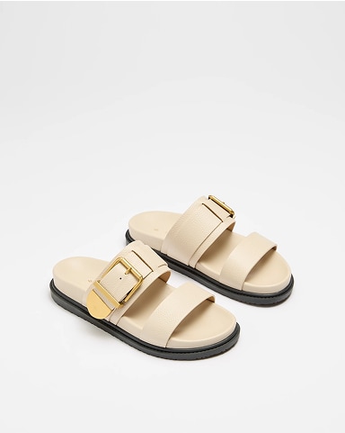 210825-W-shoes.jpg
