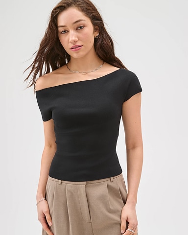 310826-Famous-For-Pillar-W-NewSeason-Tops.jpg
