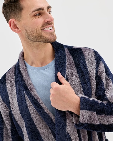 310826-Famous-For-Pillar-M-NewSeason-Sleepwear.jpg
