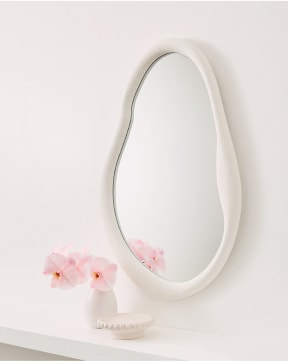 010525-New-Season-H-Decor.jpg